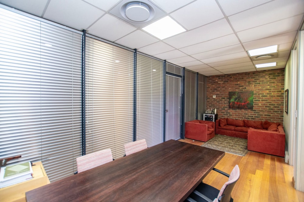 Commercial office for sale in Onder Papegaaiberg - ST1688227