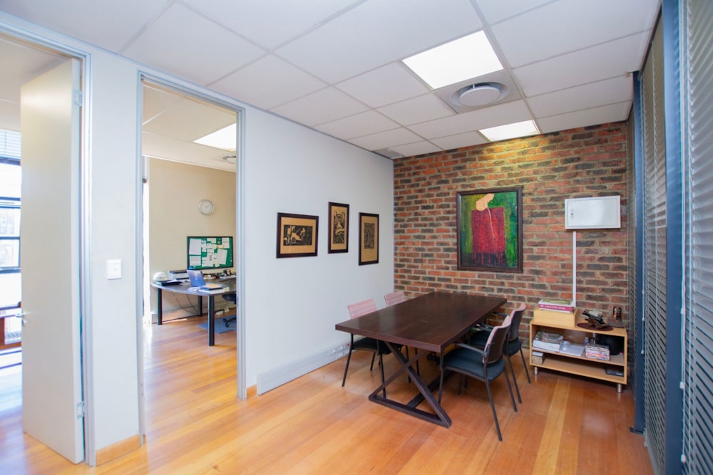 Commercial office for sale in Onder Papegaaiberg - ST1688227