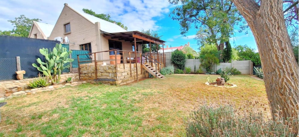 House sold in Oudtshoorn Central - 1OU1688275 House sold in Oudtshoorn Central - 1OU1688275