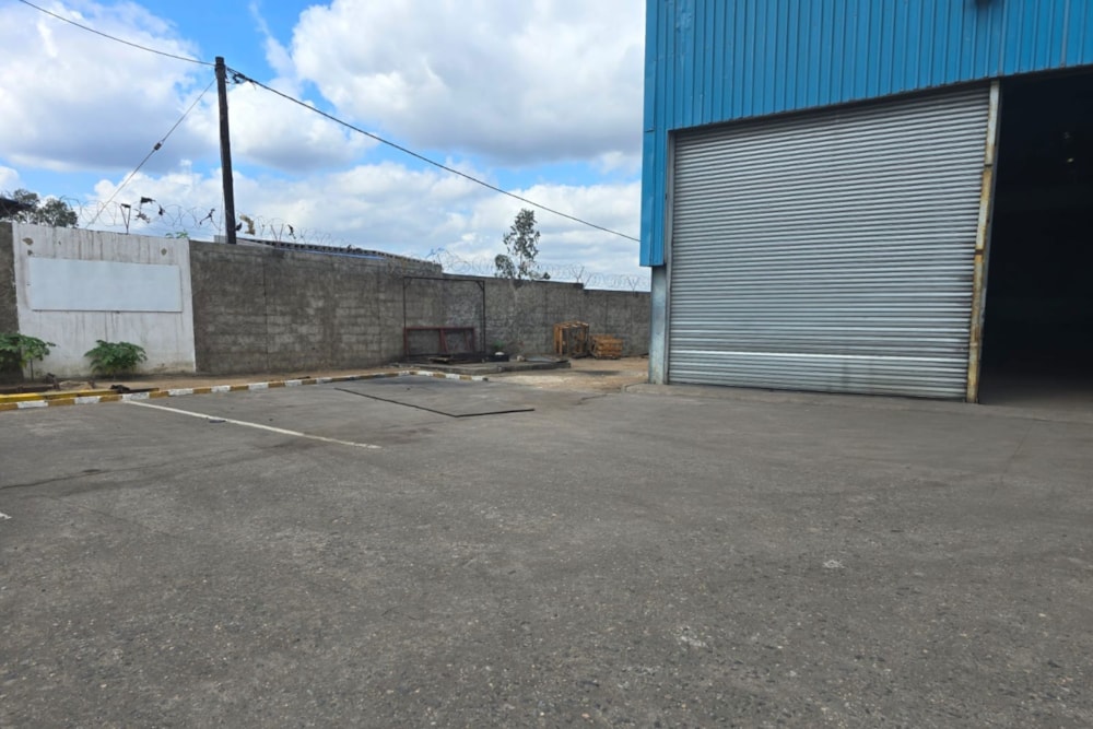 Commercial Building for sale in Tete, Tete, Mozambique - 3MQ1689299