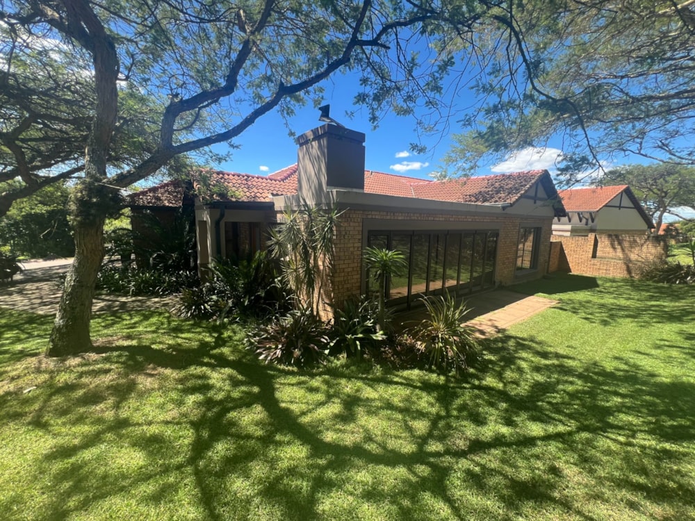 House let in Bateleur Estate - 1NS1688468 House let in Bateleur Estate - 1NS1688468