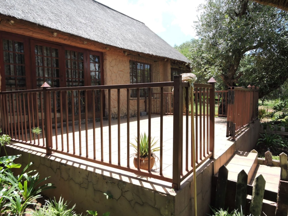 Security estate home for sale in Swartruggens - 1RU1688584 Security estate home for sale in Swartruggens - 1RU1688584