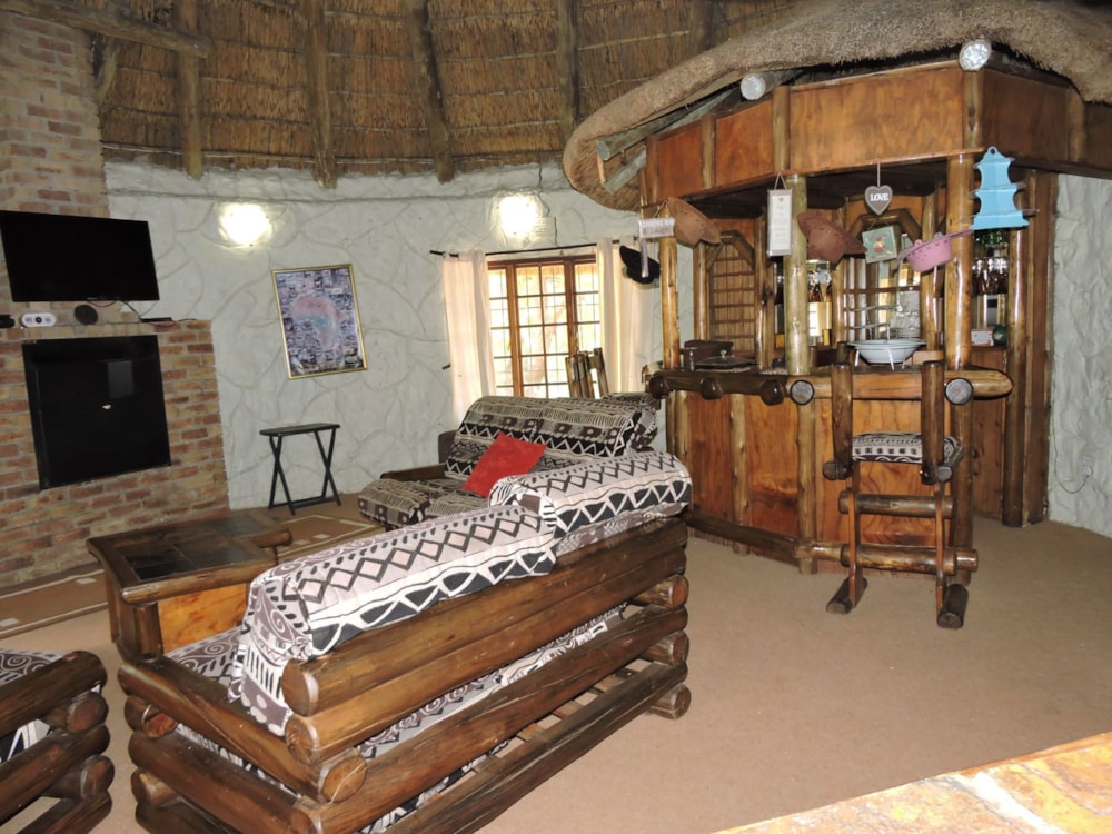 Security estate home for sale in Swartruggens - 1RU1688584 Security estate home for sale in Swartruggens - 1RU1688584