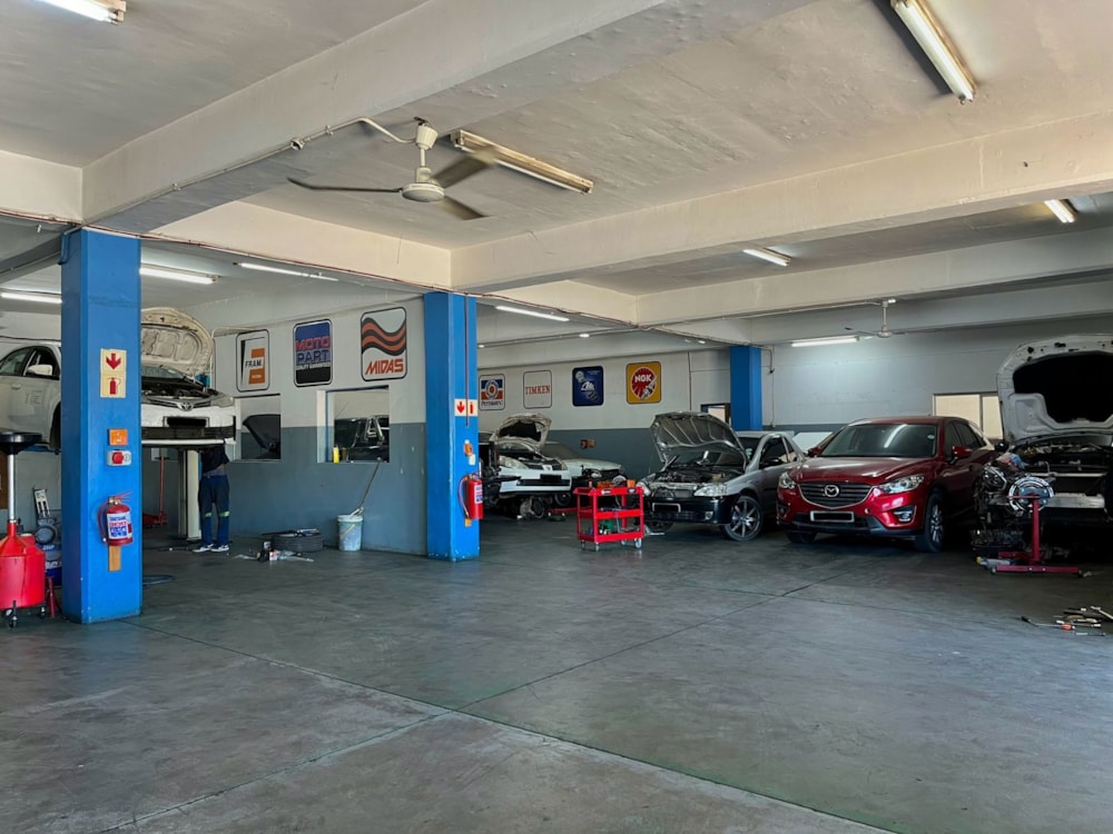 Commercial industrial property for sale in Mbombela Industrial  (Nelspruit Industrial) - 1NS1688707