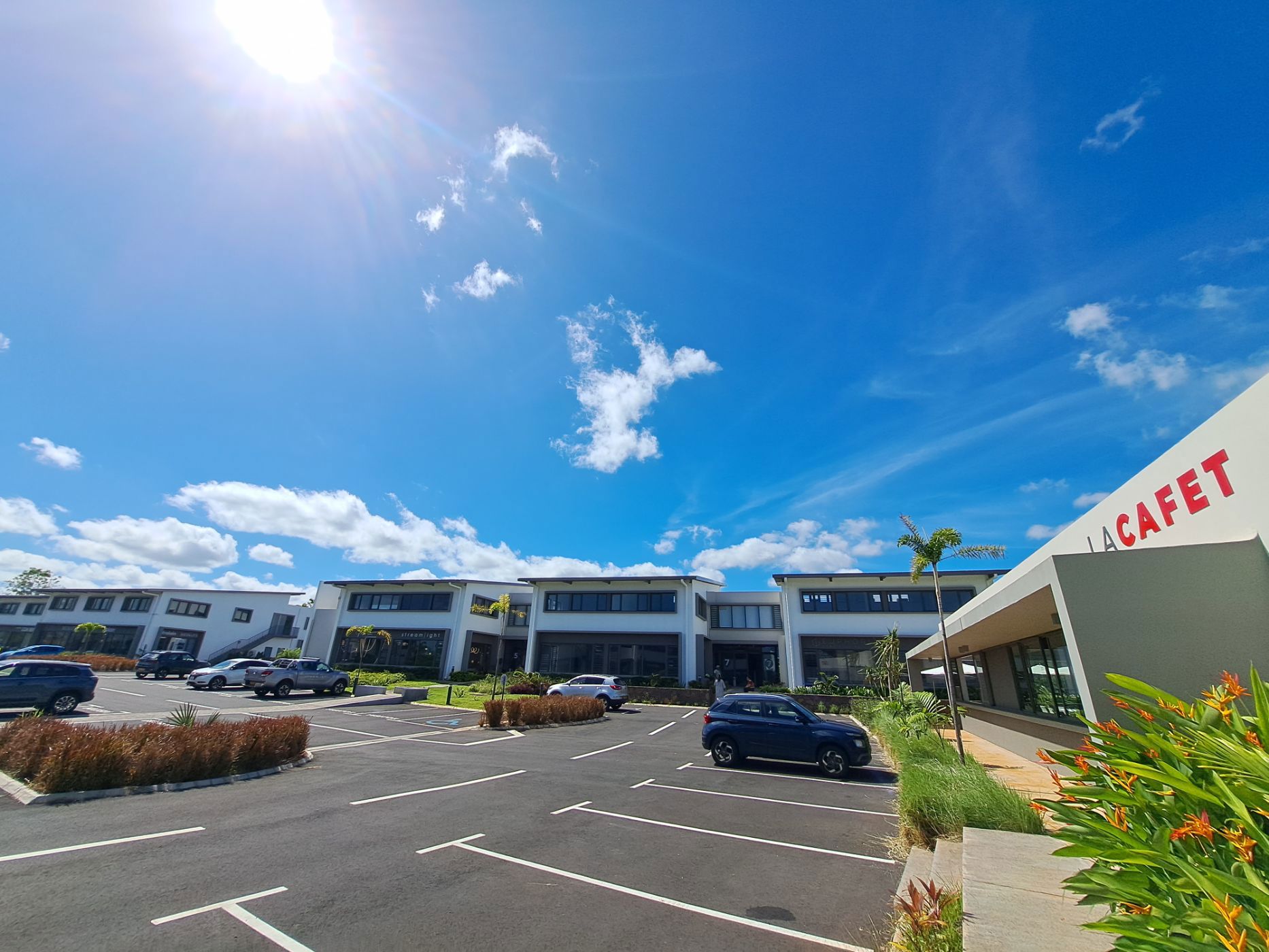 Commercial office to rent in Riche Terres, Mauritius - MPR1688744