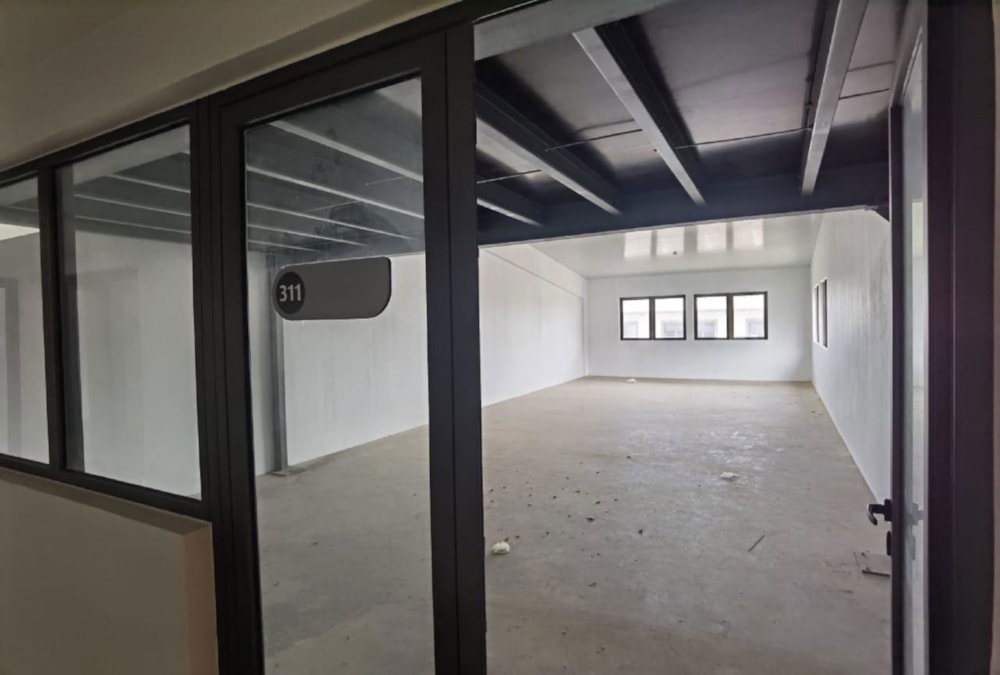 Commercial office to rent in Riche Terres, Mauritius - MPR1688744