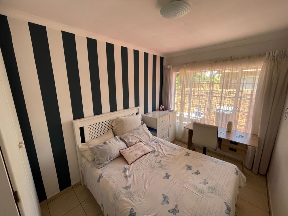 Townhouse let in Meyerspark - PTL1688773 Townhouse let in Meyerspark - PTL1688773