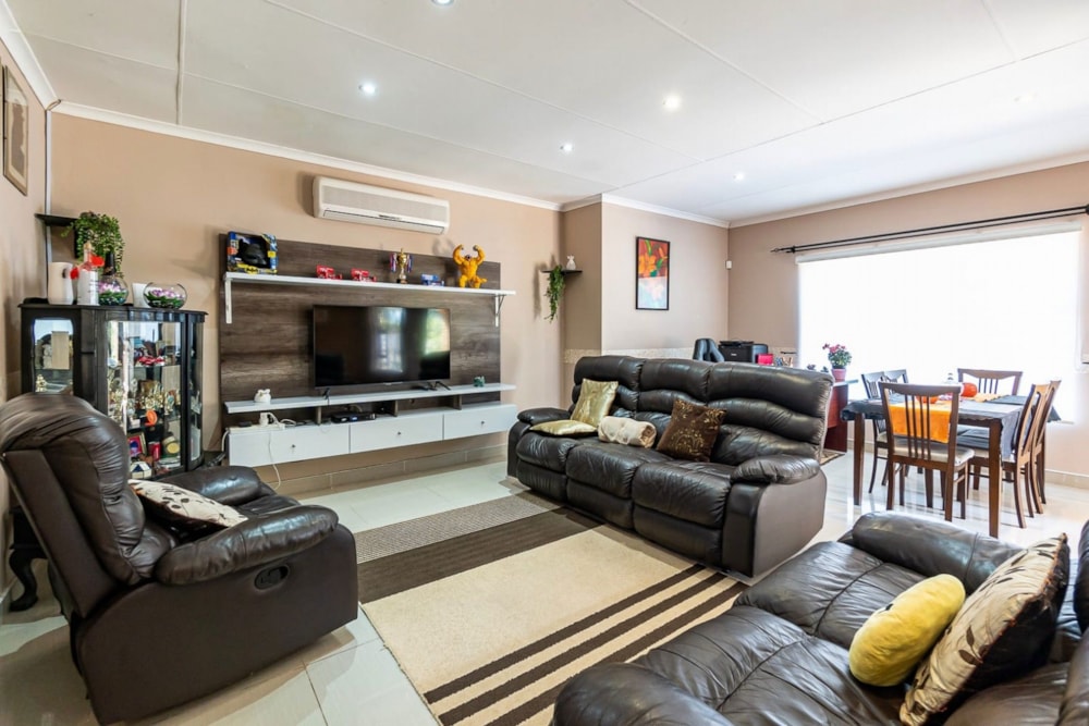 Townhouse sold in Amanzimtoti - 1WB1685529 Townhouse sold in Amanzimtoti - 1WB1685529