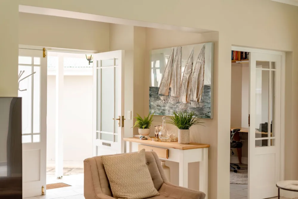 Security complex home to rent in River Club, Plettenberg Bay - 1KG1672476 Security complex home to rent in River Club, Plettenberg Bay - 1KG1672476
