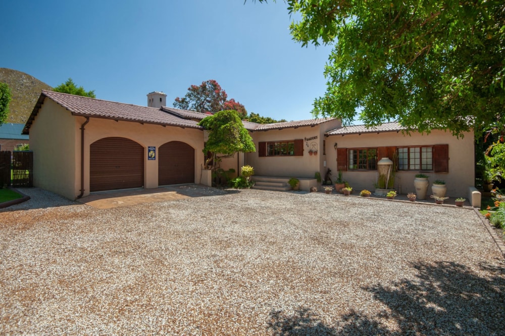 Single-storey house sold in Kleinmond - KN1687229 Single-storey house sold in Kleinmond - KN1687229