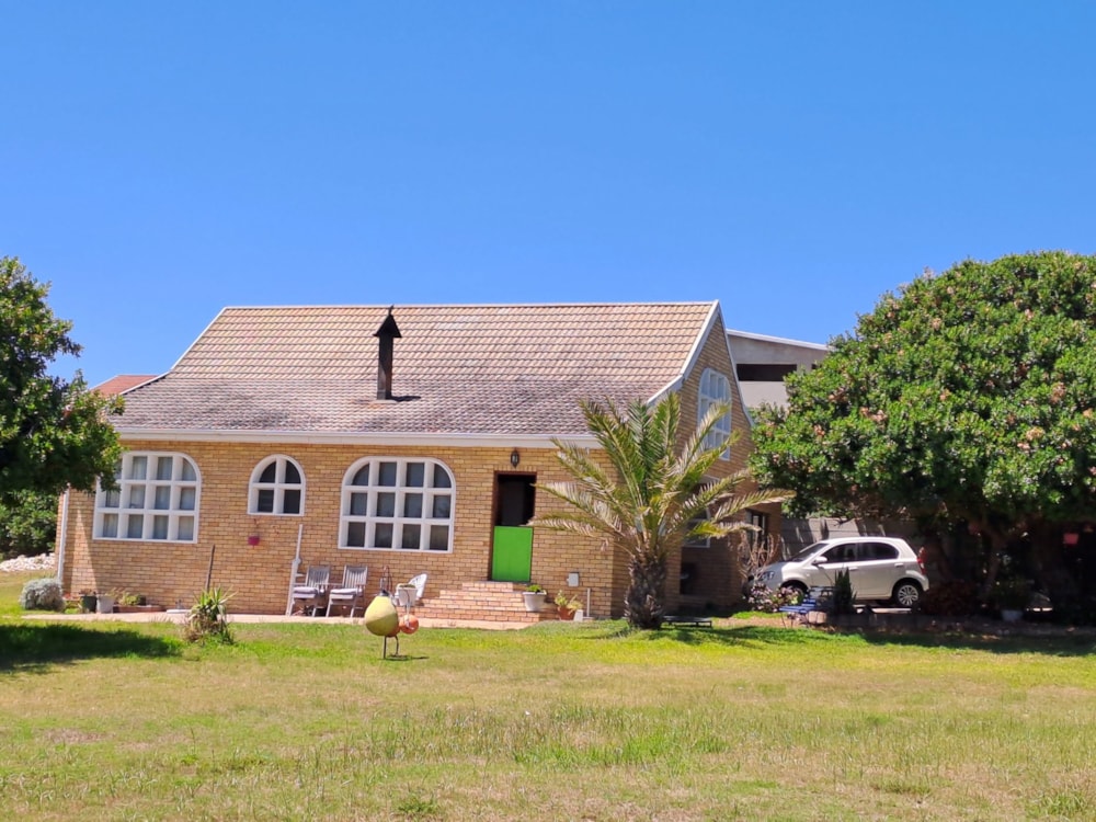 House for sale in Stilbaai West - 1SR1688005 House for sale in Stilbaai West - 1SR1688005