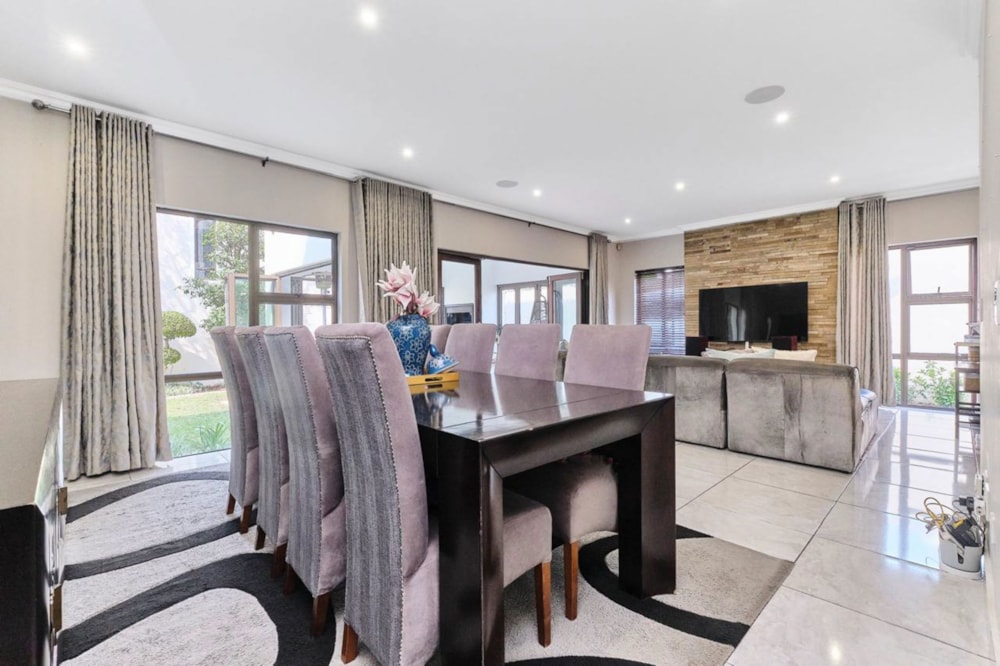 House sold in Broadacres - FW1687752 House sold in Broadacres - FW1687752