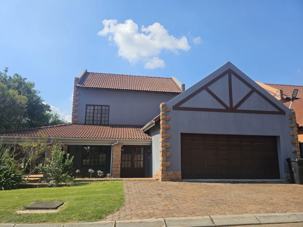 Double-storey house sold in Meerhof - 1HR1686811 Double-storey house sold in Meerhof - 1HR1686811