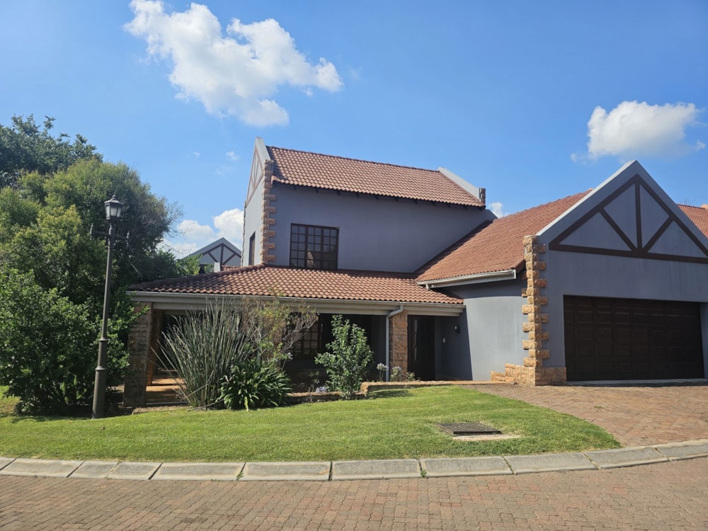 Double-storey house sold in Meerhof - 1HR1686811 Double-storey house sold in Meerhof - 1HR1686811