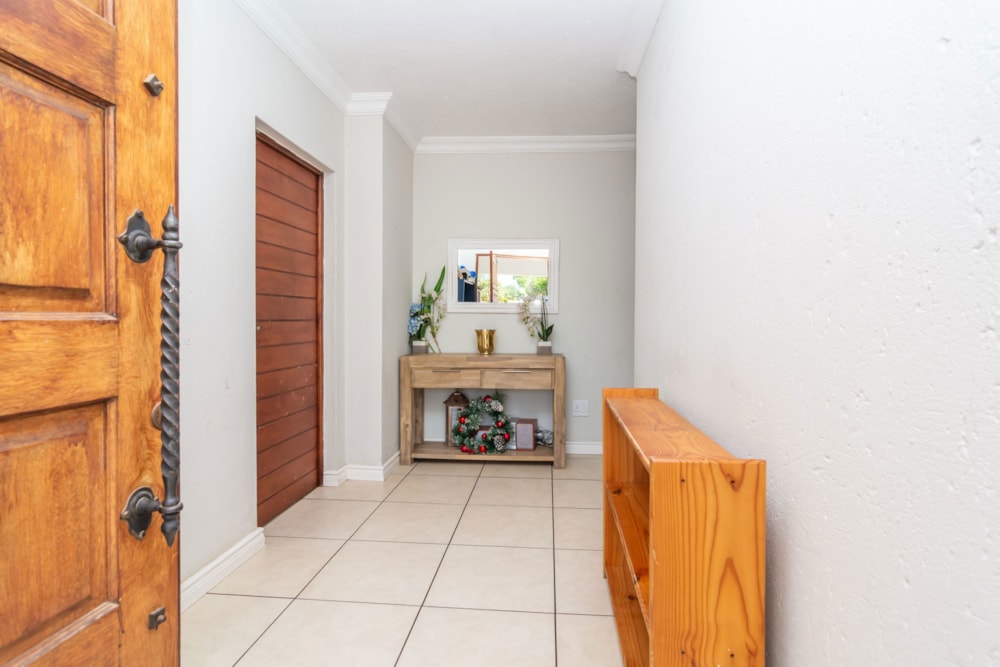 Security estate home sold in Homes Haven - 1KR1686509 Security estate home sold in Homes Haven - 1KR1686509