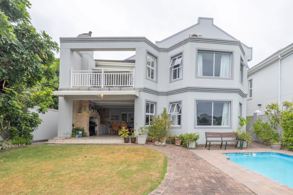 Double-storey house for sale in Royal Alfred Marina - 1PF1737624