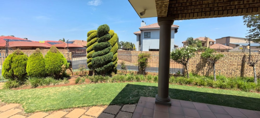 House for sale in Hillcrest, Kimberley - 1KJ1688666 House for sale in Hillcrest, Kimberley - 1KJ1688666