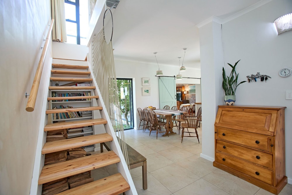 House sold in Pinelands, Cape Town - KW1684895 House sold in Pinelands, Cape Town - KW1684895