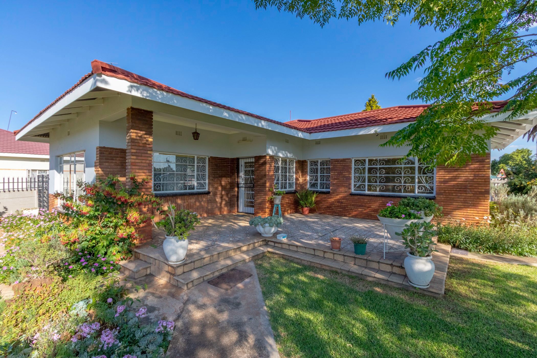 House for sale in Brenthurst - 1BJ1688565