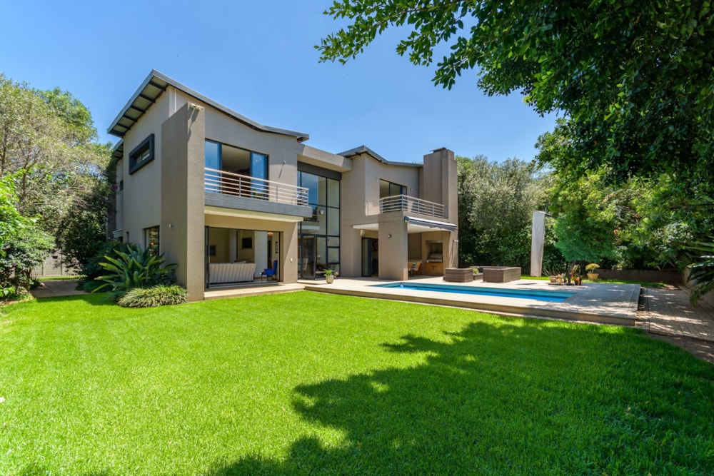 Double-storey cluster let in Bedfordview - BWL1687869 Double-storey cluster let in Bedfordview - BWL1687869