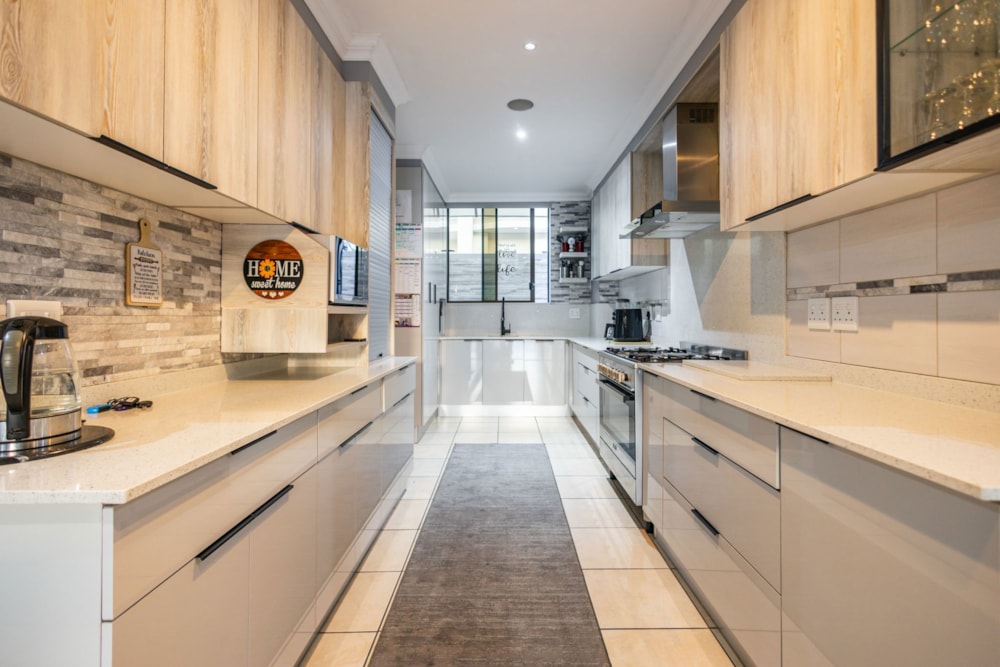 House for sale in Eagle Canyon Golf Estate - RAN1687288 House for sale in Eagle Canyon Golf Estate - RAN1687288