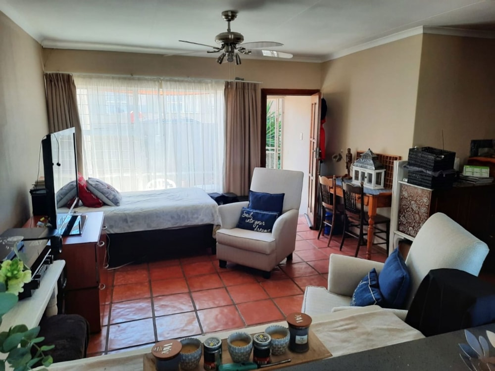 Townhouse sold in Langenhovenpark - 1BX1685825 Townhouse sold in Langenhovenpark - 1BX1685825