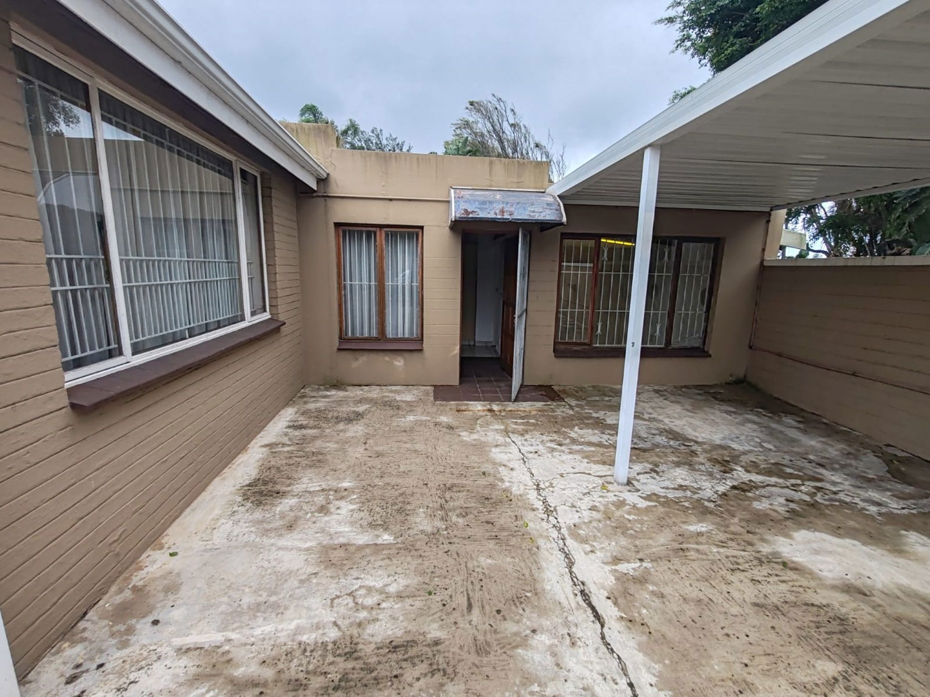 Garden cottage let in Durban North - 1ND1687694