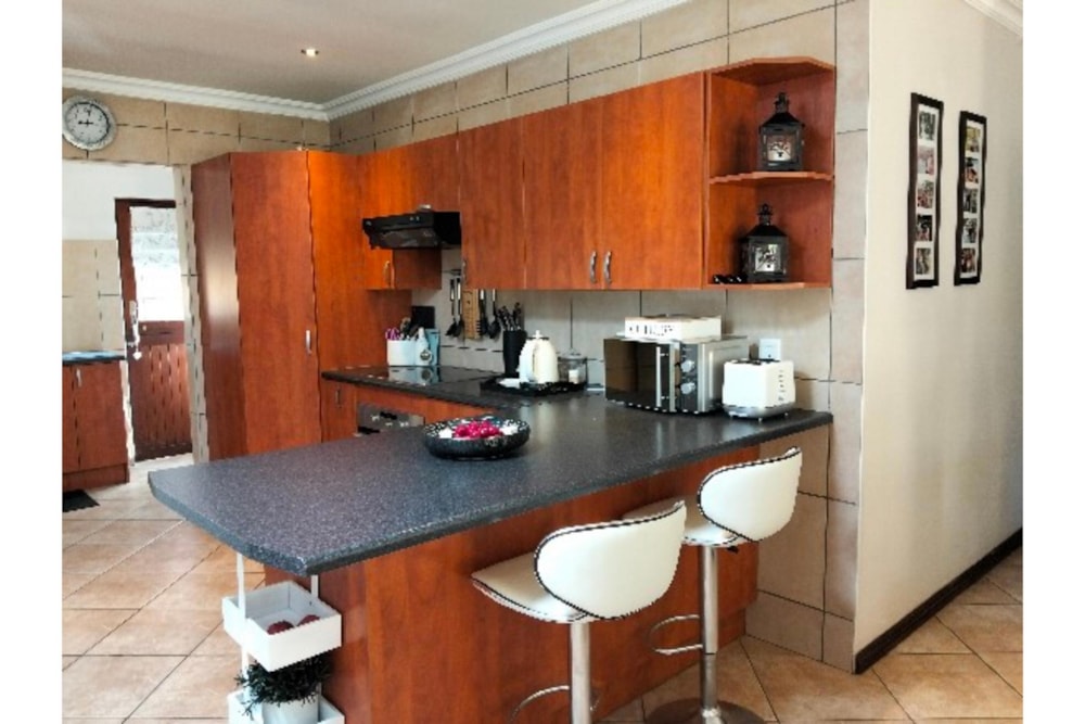 Single-storey cluster sold in Boksburg - BOK1688443 Single-storey cluster sold in Boksburg - BOK1688443