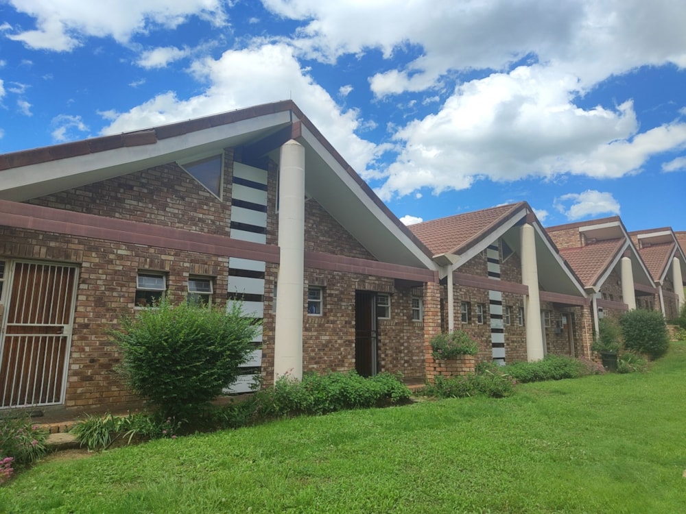 Bachelor apartment sold in Clarens - 1CS1675766