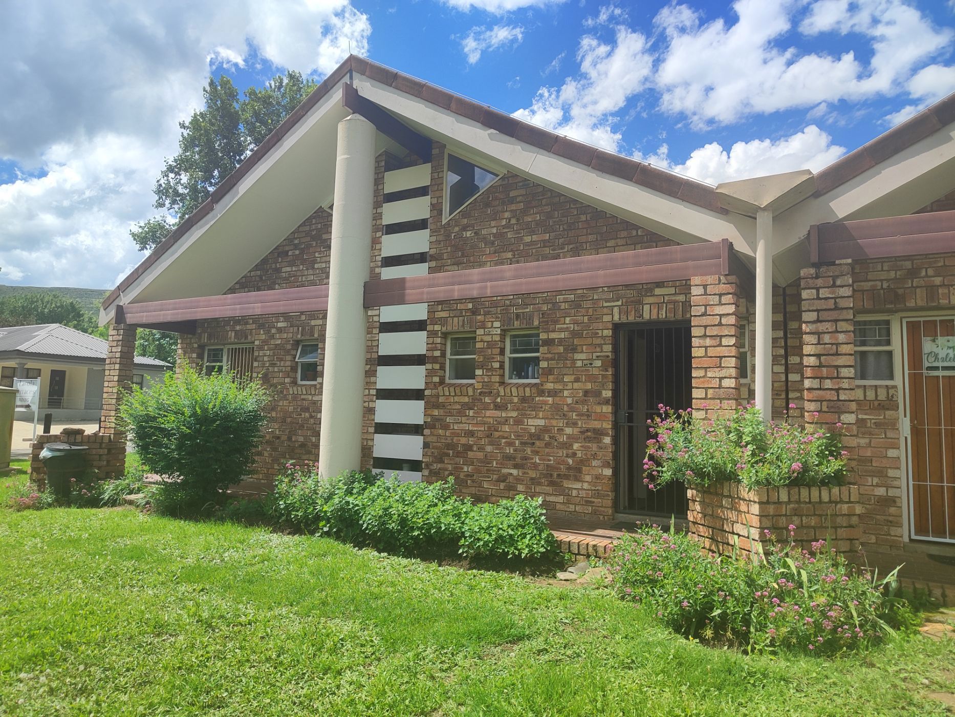 Bachelor apartment sold in Clarens - 1CS1675766