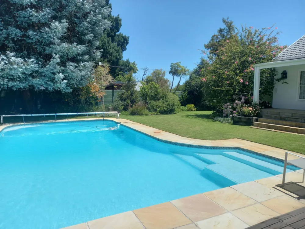 House let in Golden Acre - SW1734848 House let in Golden Acre - SW1734848