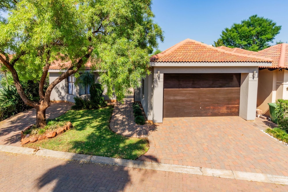 Golf estate house for sale in Pecanwood - 1HR1688569 Golf estate house for sale in Pecanwood - 1HR1688569