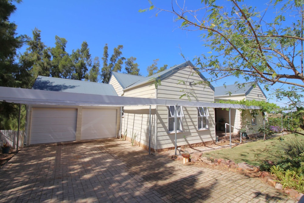 House for sale in Aurora, West Coast - LA1687343