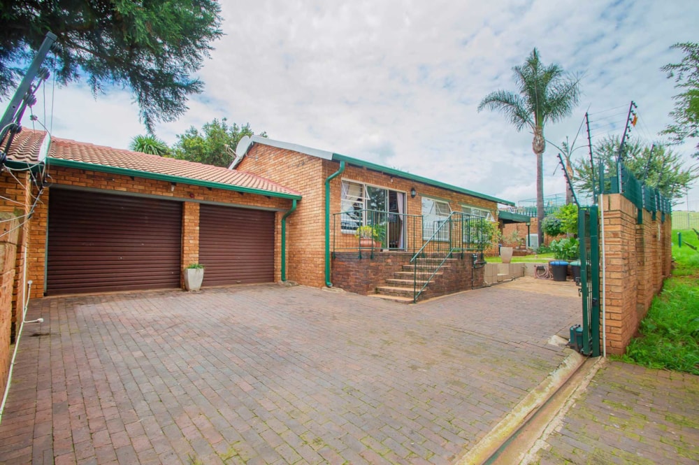 Townhouse sold in Rangeview - 1KR1686051 Townhouse sold in Rangeview - 1KR1686051