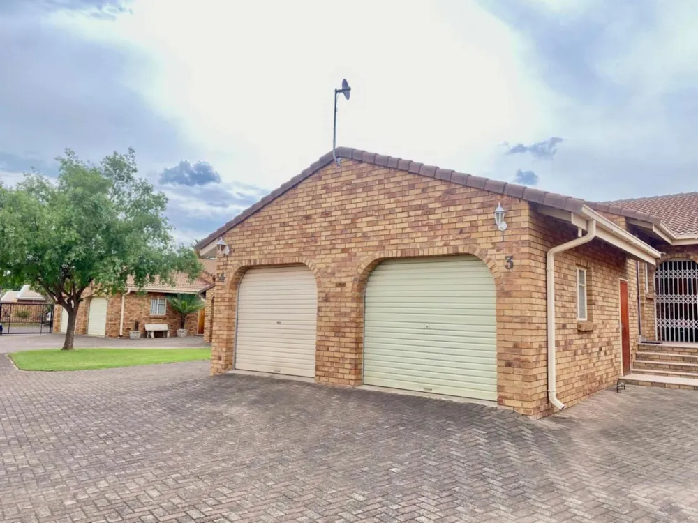 Townhouse for sale in Hutten Heights - 1NW1681054 Townhouse for sale in Hutten Heights - 1NW1681054