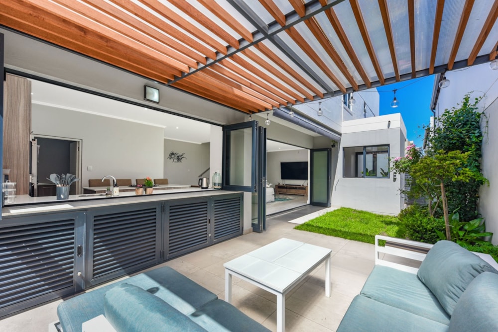 Townhouse for sale in Sandown, Sandton - HP1685876 Townhouse for sale in Sandown, Sandton - HP1685876