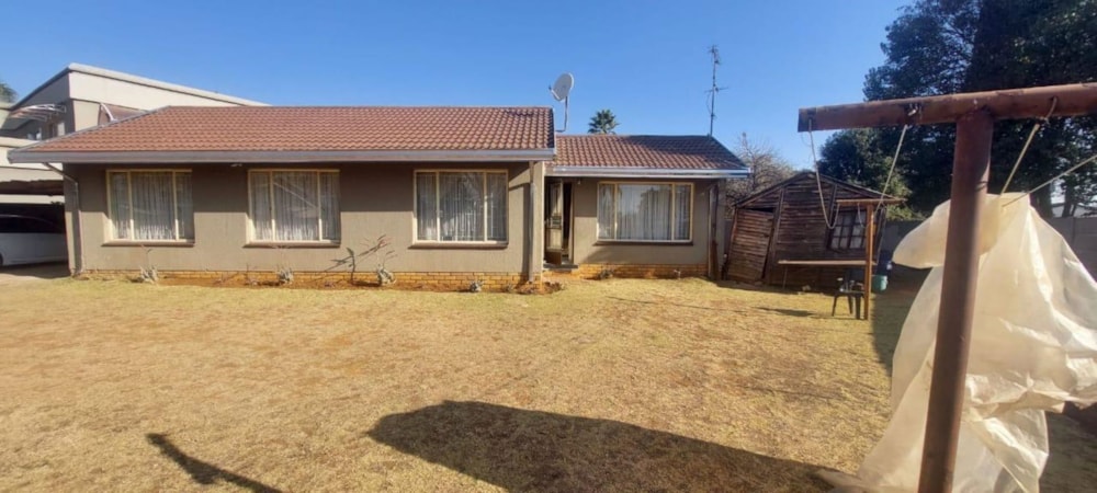 House for sale in Crystal Park - EN1691186 House for sale in Crystal Park - EN1691186