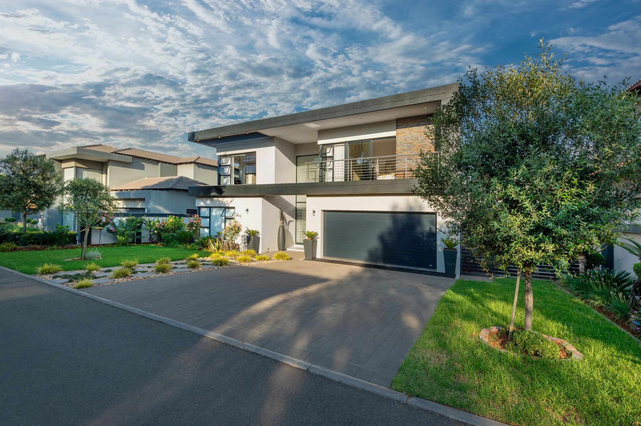 Security estate home for sale in La Como Lifestyle Estate - BOK1742006