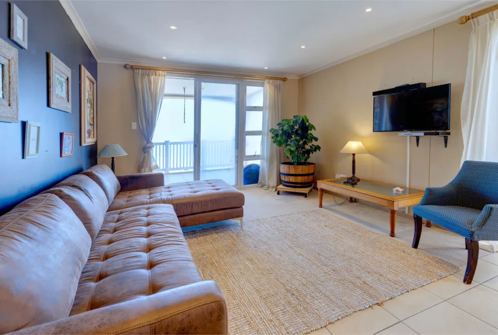 Apartment sold in Pinnacle Point Golf Estate - 1MB1691862