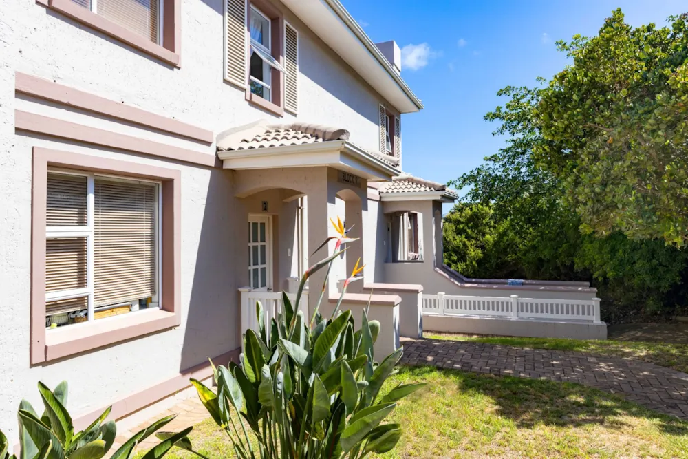 Apartment sold in Pinnacle Point Golf Estate - 1MB1691862