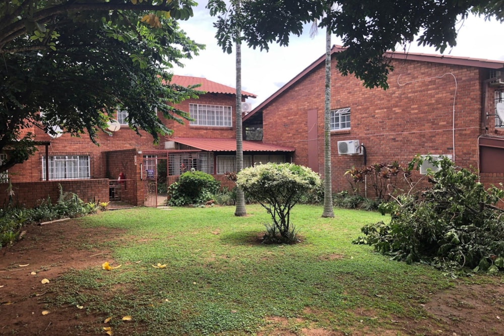 Townhouse sold in West Acres - 1NS1689302