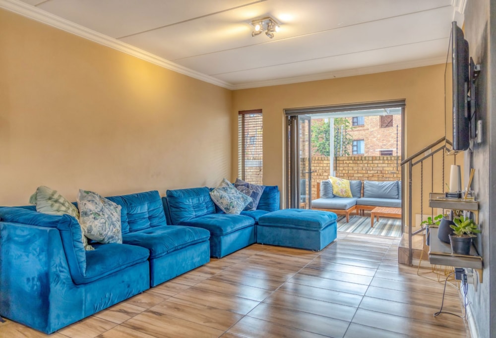 Townhouse sold in Wilgeheuwel - RDT1689272 Townhouse sold in Wilgeheuwel - RDT1689272