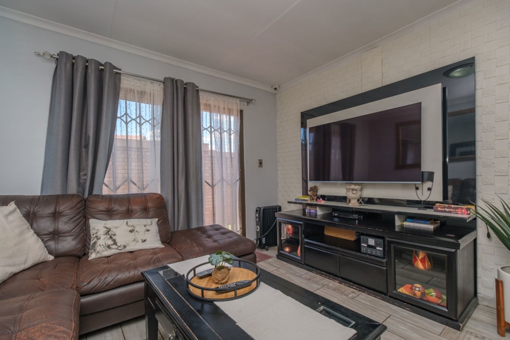 Townhouse sold in Witpoortjie - RDT1692070 Townhouse sold in Witpoortjie - RDT1692070