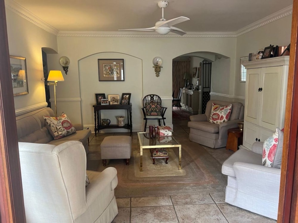 House for sale in Waterkloof, Pretoria East - PT1751504 House for sale in Waterkloof, Pretoria East - PT1751504