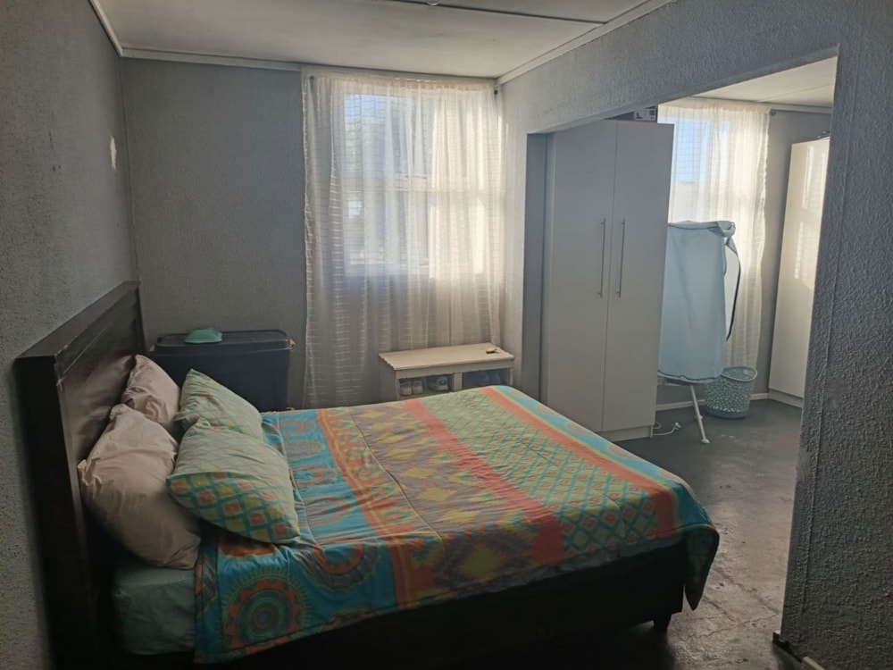 House for sale in Westridge, Mitchells Plain - 1MN1691072