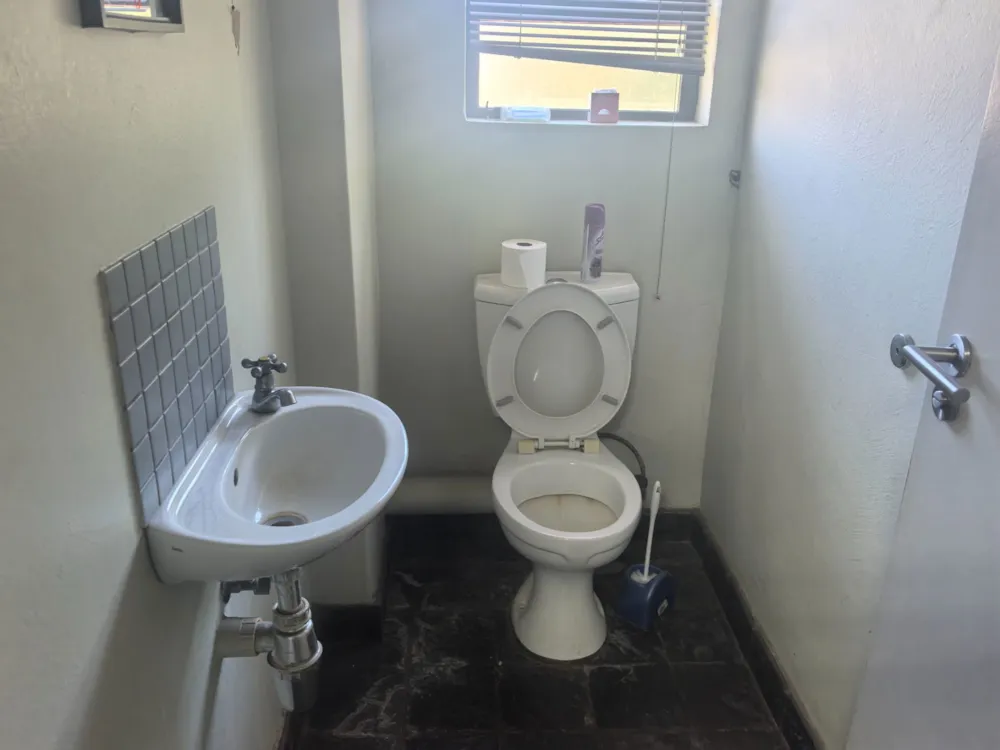 Commercial office for sale in Sonheuwel - 1NS1691166 Commercial office for sale in Sonheuwel - 1NS1691166