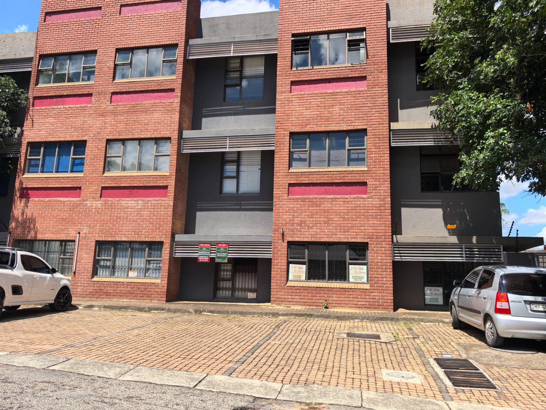 Commercial office for sale in Sonheuwel - 1NS1691166