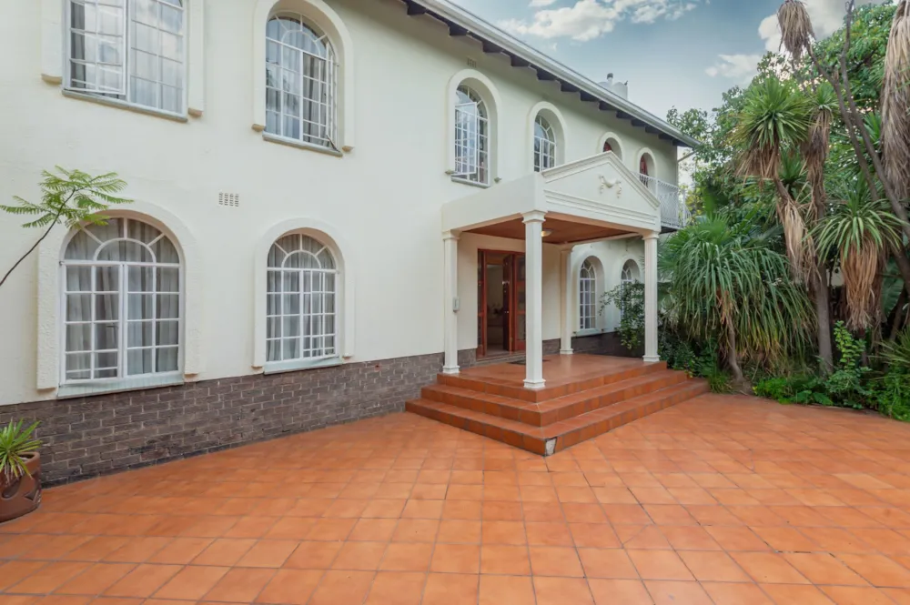 Double-storey house for sale in Bedfordview - BED1690429 Double-storey house for sale in Bedfordview - BED1690429