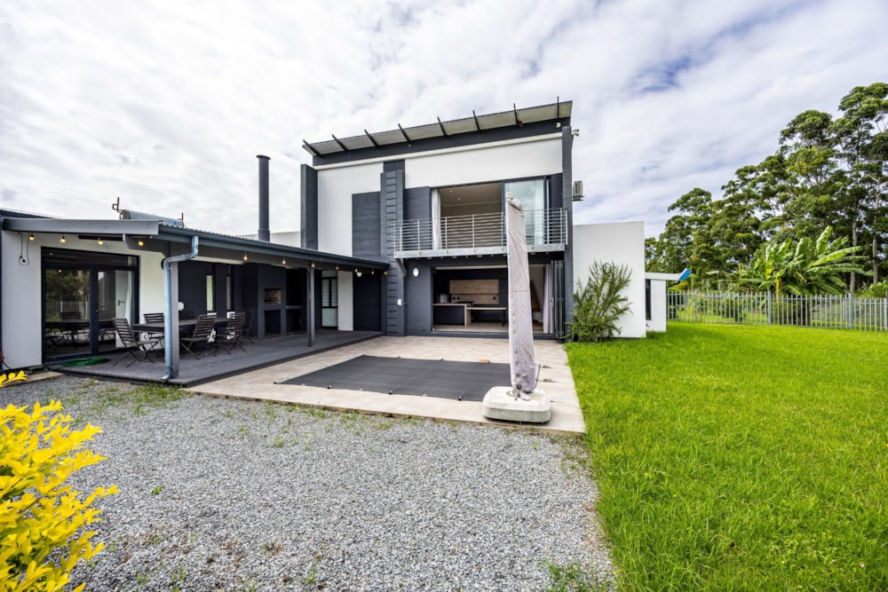 House for sale in Nahoon Valley Park - 1EZ1690440 House for sale in Nahoon Valley Park - 1EZ1690440