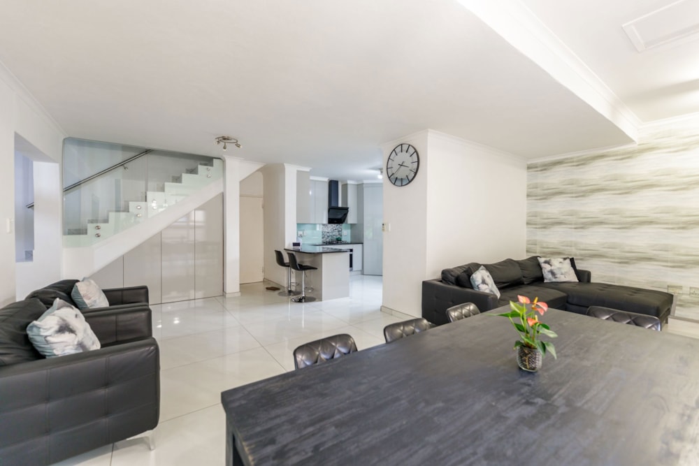 Double-storey cluster sold in Strubensvalley - RAN1690216 Double-storey cluster sold in Strubensvalley - RAN1690216